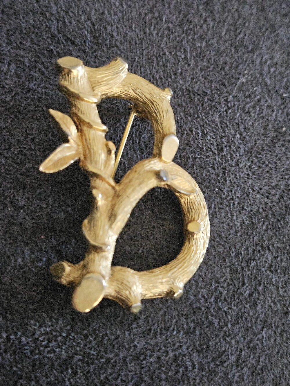 Vintage Sarah Coventry Gold Tone Bamboo Letter B Brooch
